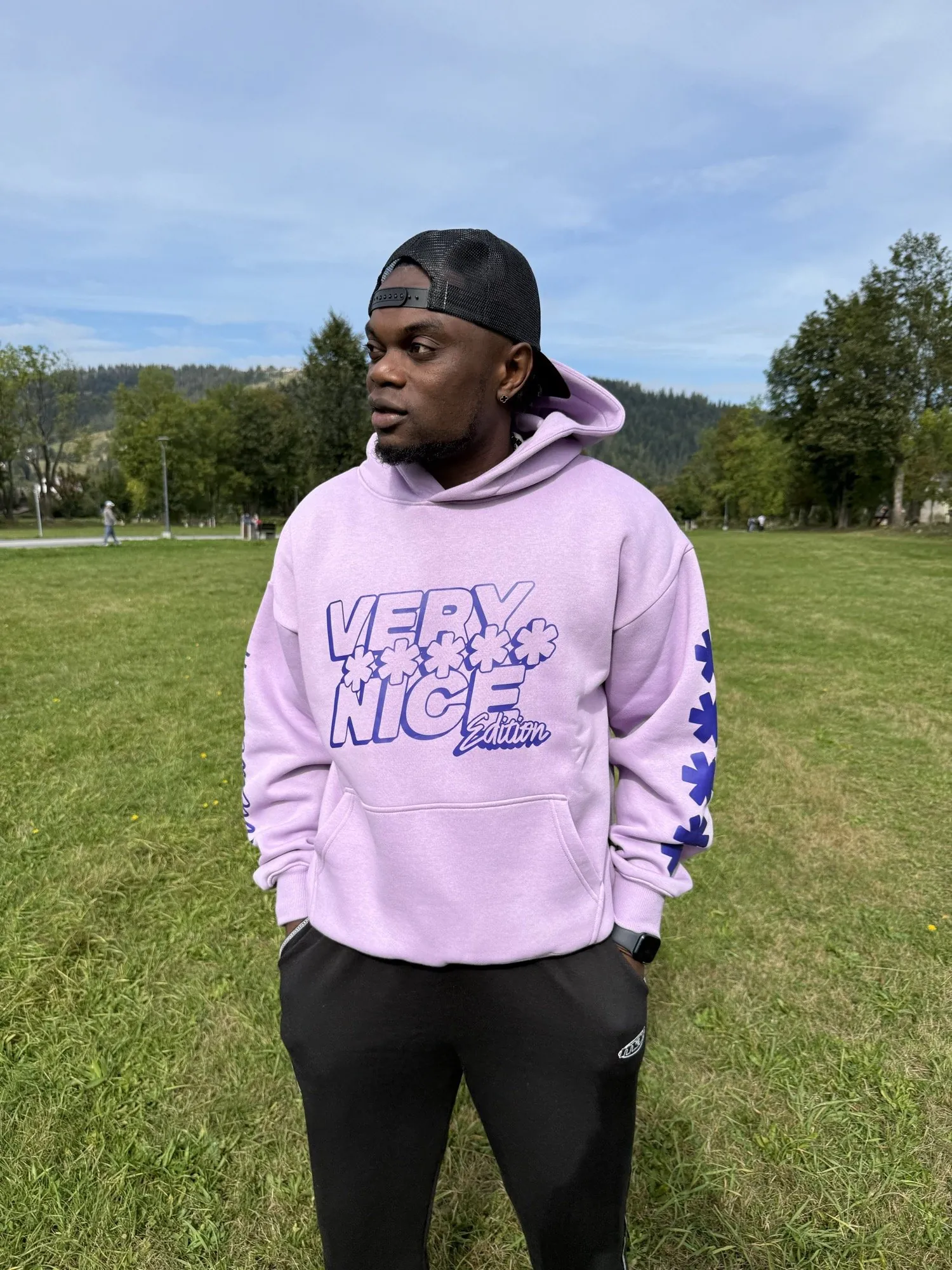 VERY NICE HOODIE
